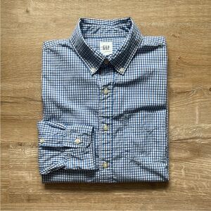 GAP Men's Blue and White Plaid Shirt
